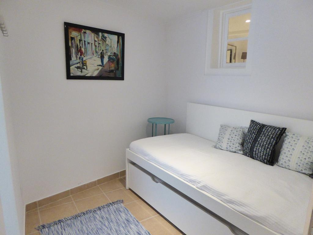 Dobairro At Principe Real Apartamento
